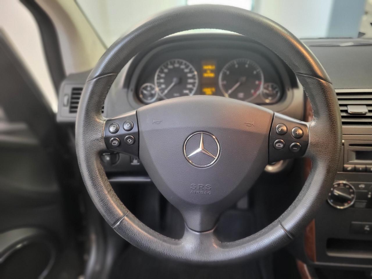 Mercedes-benz A 160 BlueEFFICIENCY Coupé Elegance