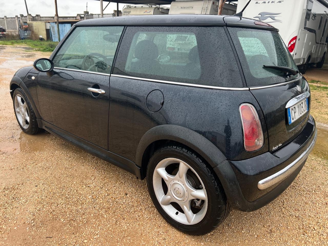 Mini Mini 1.4 tdi One D de luxe