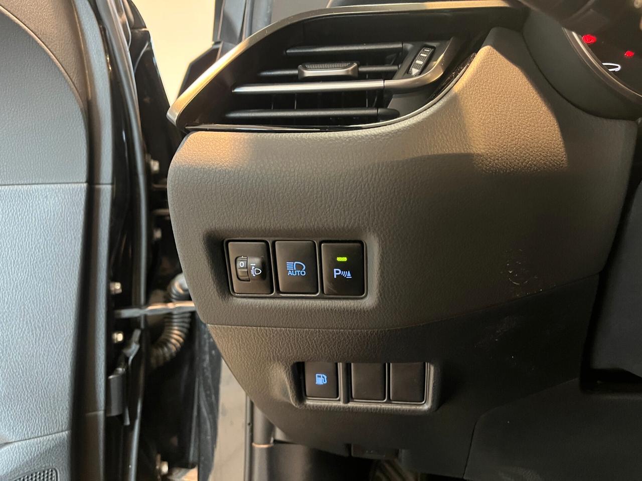 Toyota C-HR 1.8 Hybrid E-CVT Business