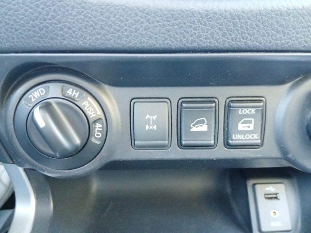 NISSAN Navara 2.3 dCi 190 CV 4WD Double Cab Tekna Prezzo finito