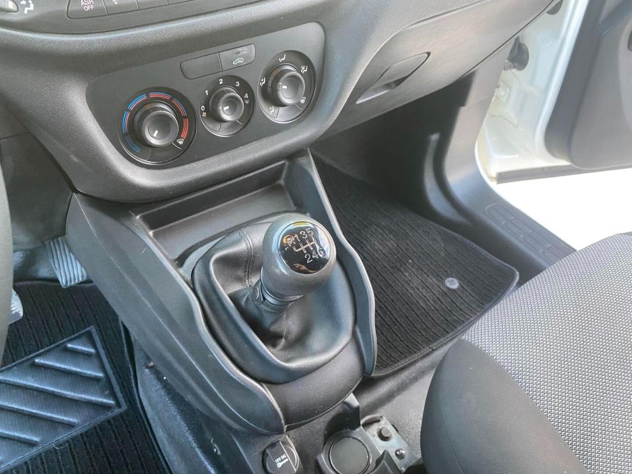 Fiat Doblò Maxi 1.6 Mjt 105 CV 2021