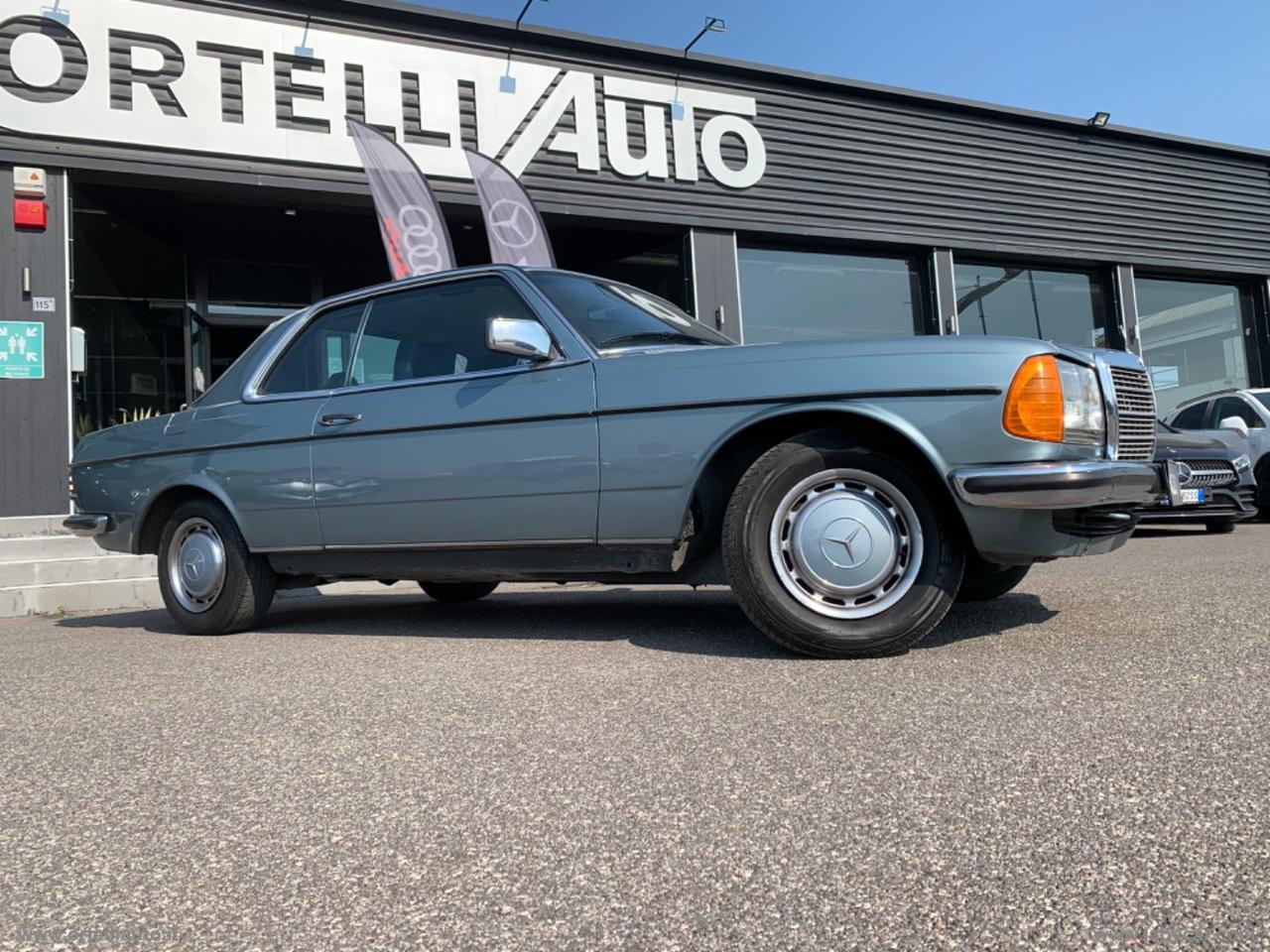 MERCEDES-BENZ 230 C AUTOMATICA DA COLLEZIONE