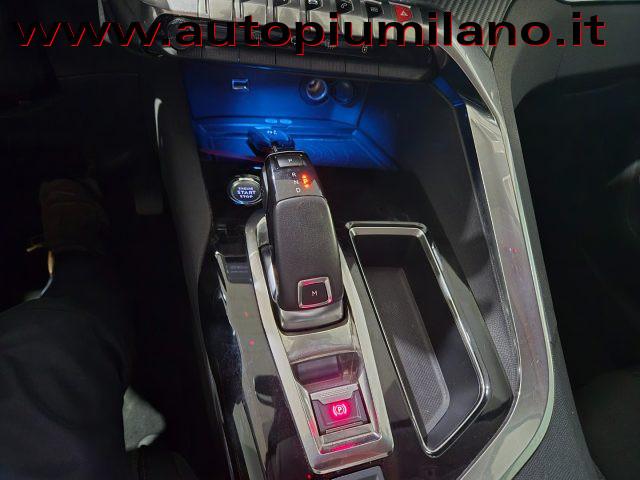 PEUGEOT 5008 BlueHDi 130 S&S EAT8 Active Business