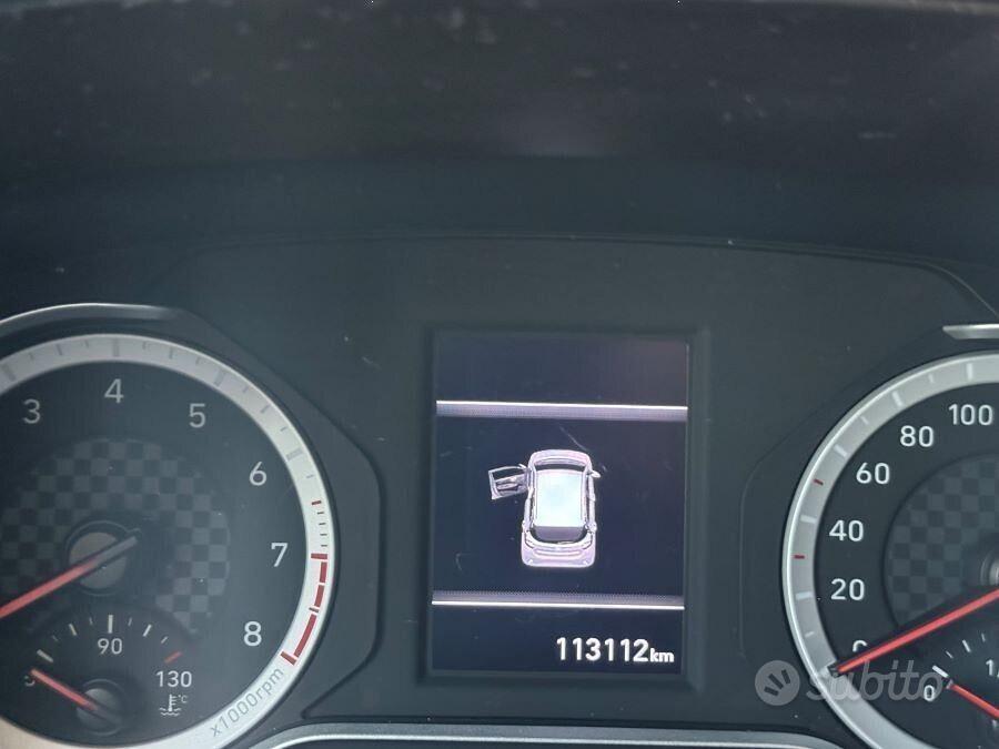 Hyundai i10 1.0 gpl connectline certificata italia