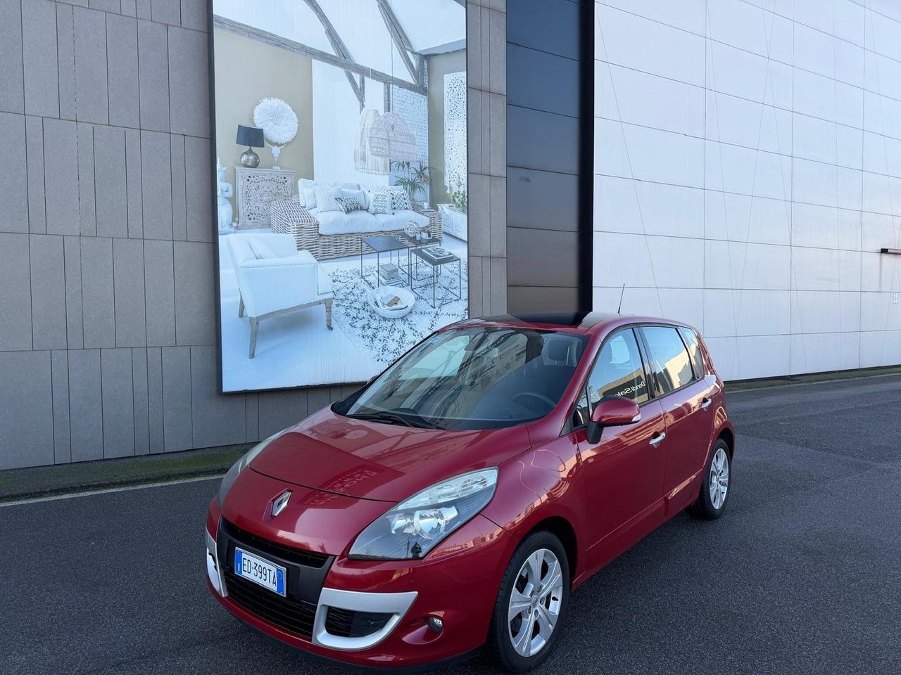 Renault Scenic Scénic X-Mod 1.5 dCi 110CV Luxe