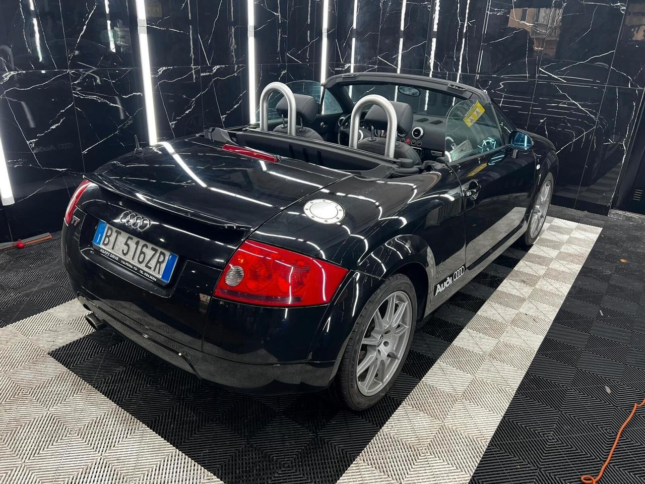 Audi TT Roadster 1.8 T 20V 179 CV cat