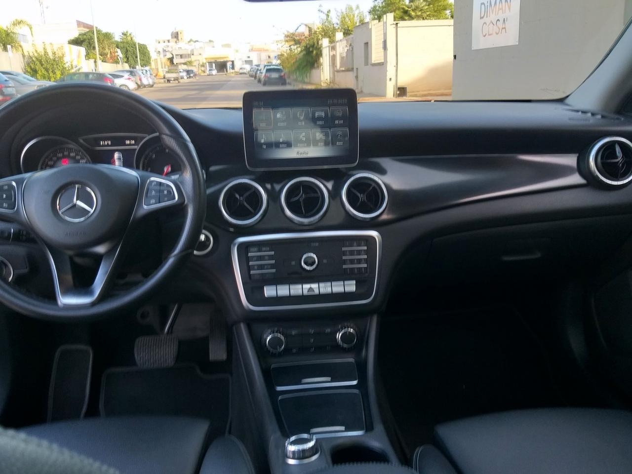 Mercedes-benz CLA 200 CLA 200 d Automatic tetto apribile