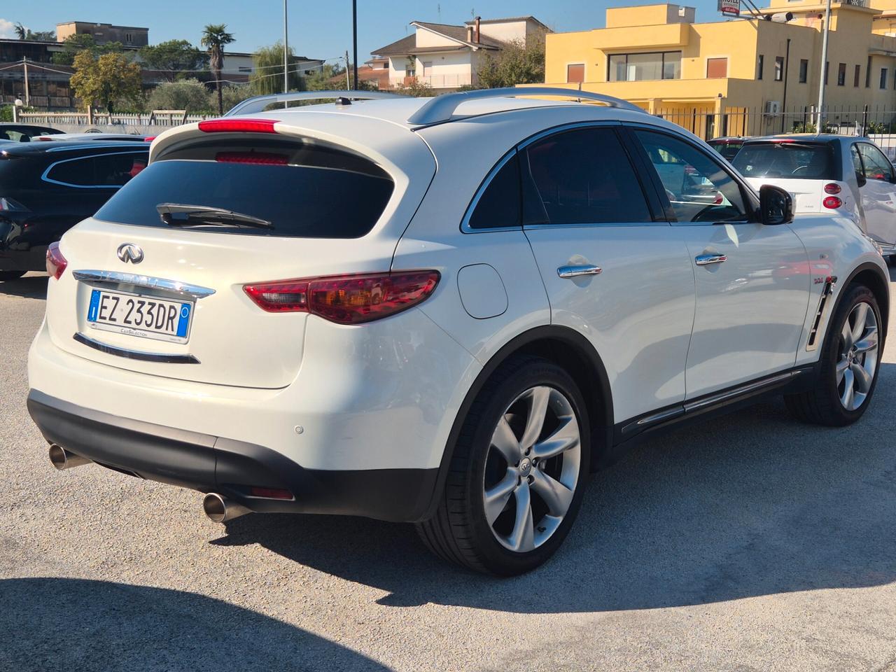 Infiniti QX70 3.0 diesel V6 AT S Premium