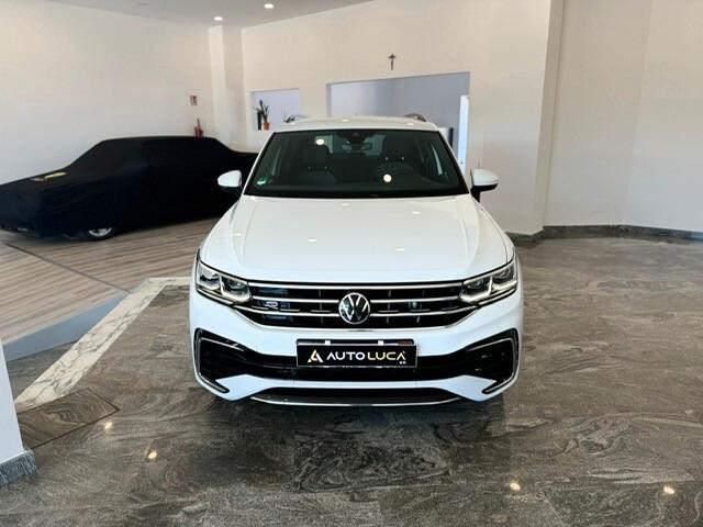 Volkswagen Tiguan 2.0 TDI 150 CV SCR DSG R-Line