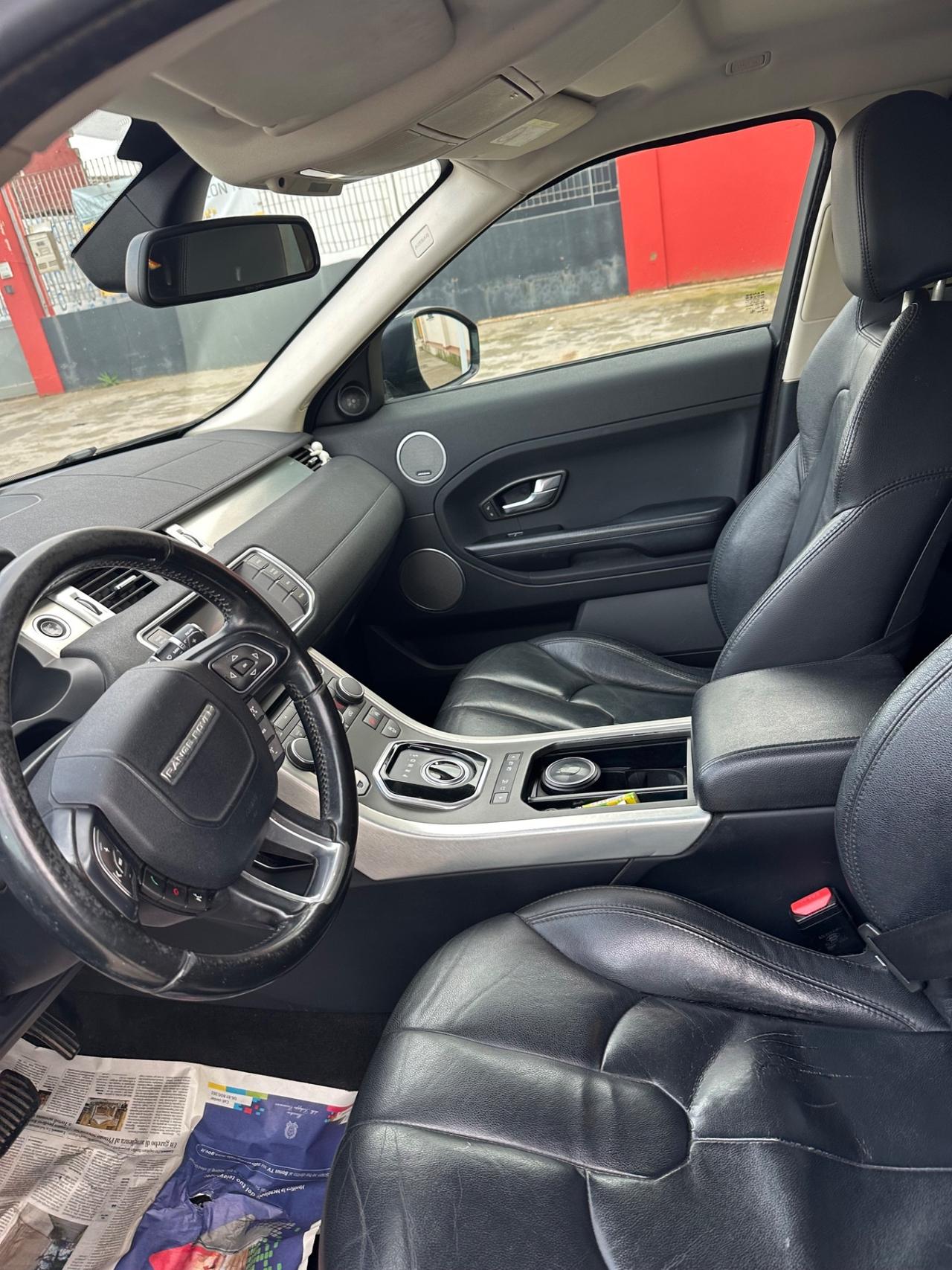 Land Rover Range Rover Evoque Range Rover Evoque 2.2 TD4 5p. Pure