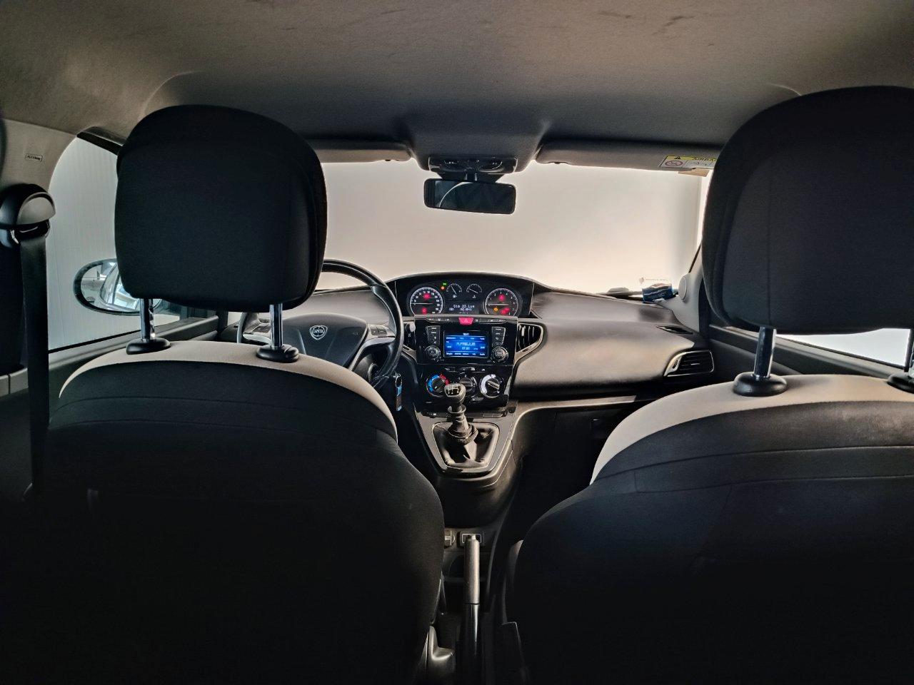 Lancia Ypsilon 5 Porte Ypsilon 1.2 Gold 69cv
