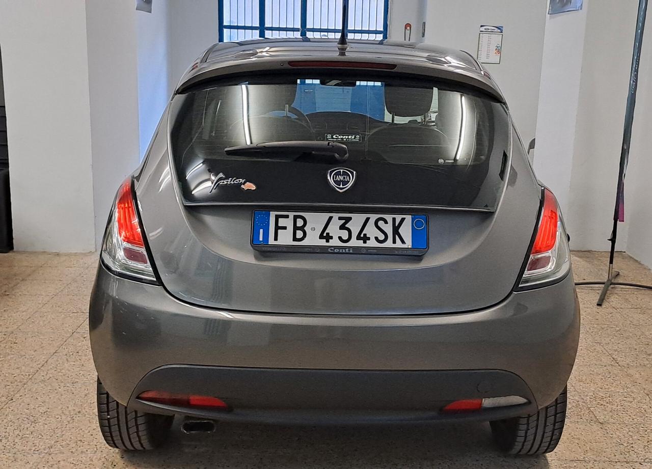 Lancia Ypsilon 1.2 69 CV 5p