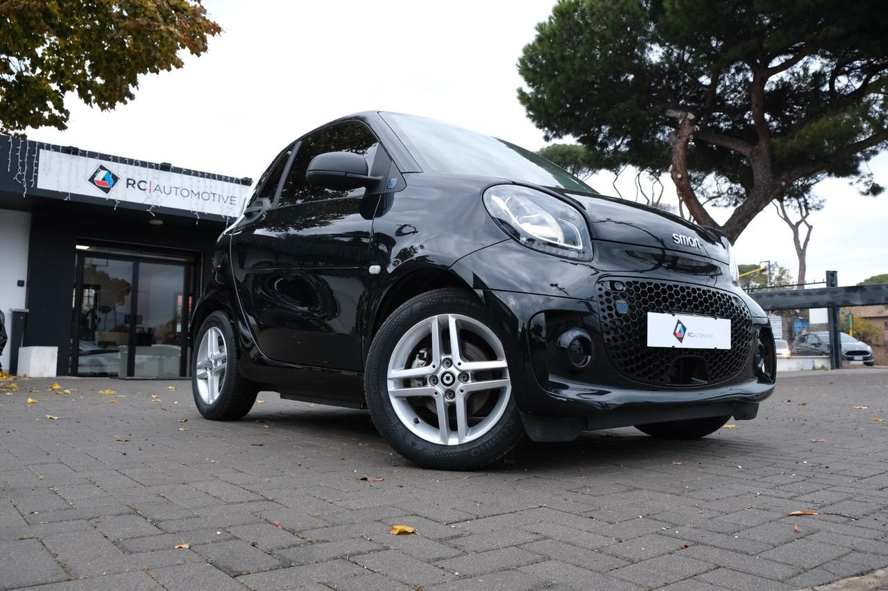 Smart ForTwo Coupè EQ PURE Deep Black