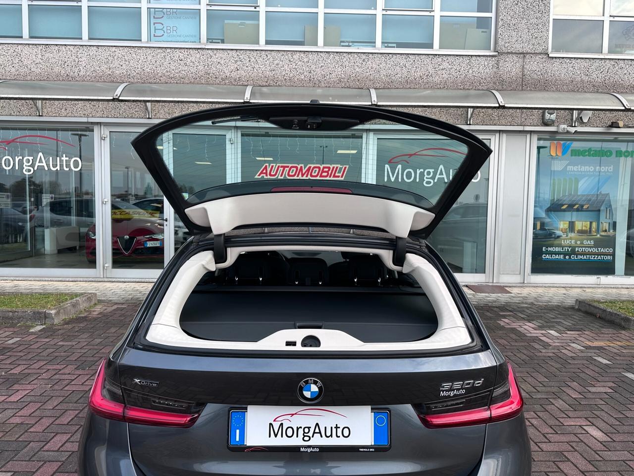 BMW 320d Touring xDrive AUTOMATICA EURO6D! PELLE!