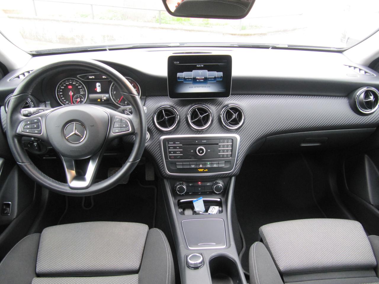 Mercedes-benz GLA 200 d Automatic Business Extra