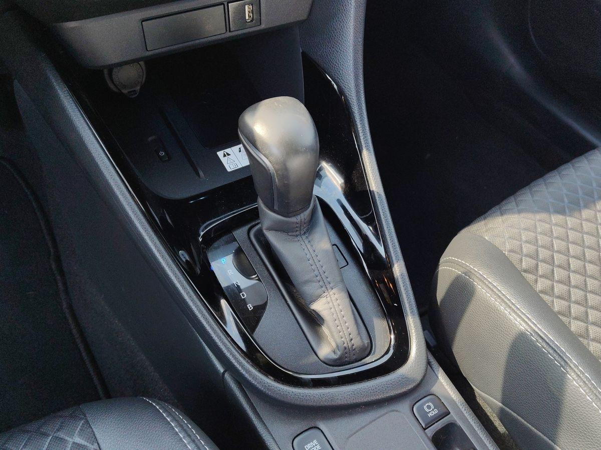 TOYOTA Yaris IV 2020 - Yaris 1.5h Style