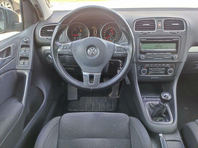 Volkswagen Golf 5p 1.6 tdi Highline