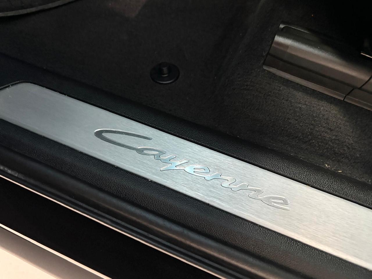 Porsche Cayenne Coupé 3.0 V6 E-Hybrid