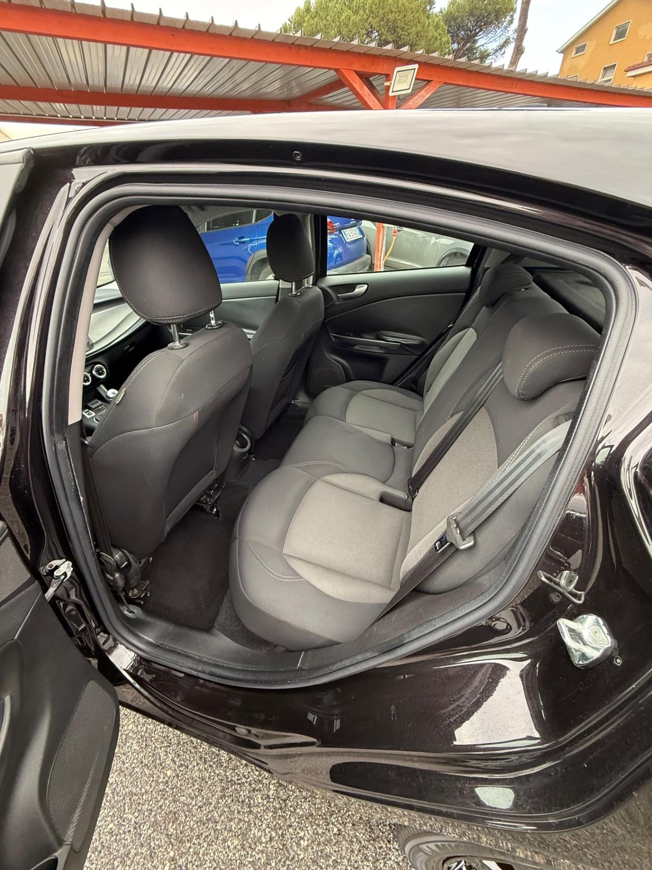 Giulietta 1.6 JTDm -120cv-unipro-rate-E6