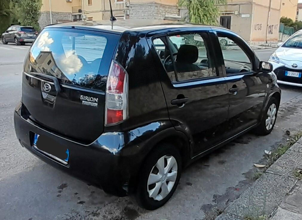 Daihatsu Sirion 1.0 Hiro