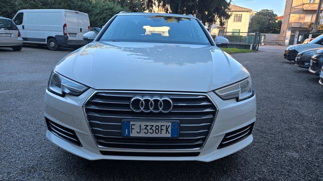 Audi A4 Avant 2.0 TDI 122 CV S tronic Business Sport