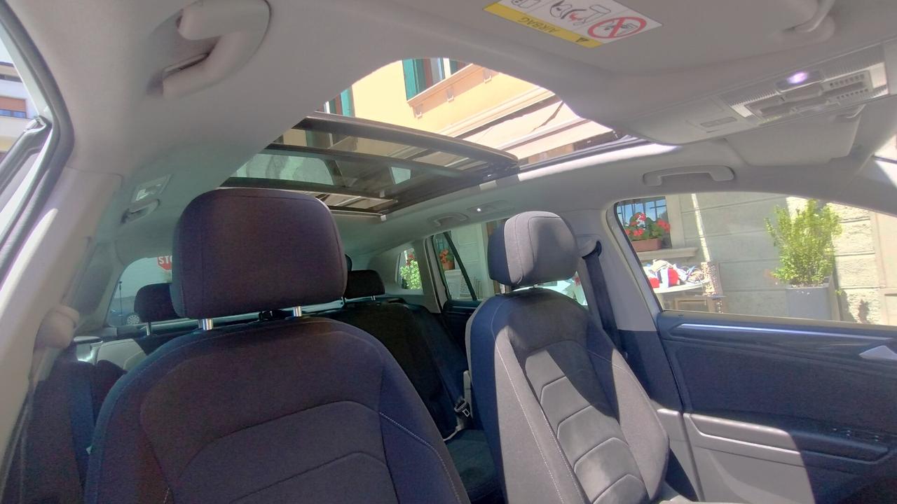 Volkswagen Tiguan 2.0 TDI 150 CV SCR DSG Elegance