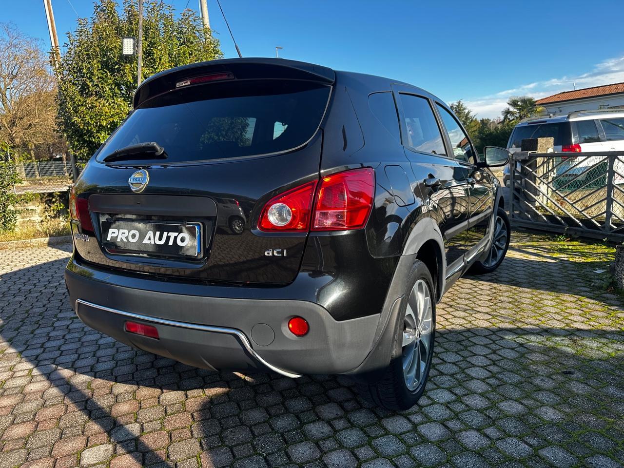 Nissan Qashqai 2.0 dCi DPF 4WD Tekna