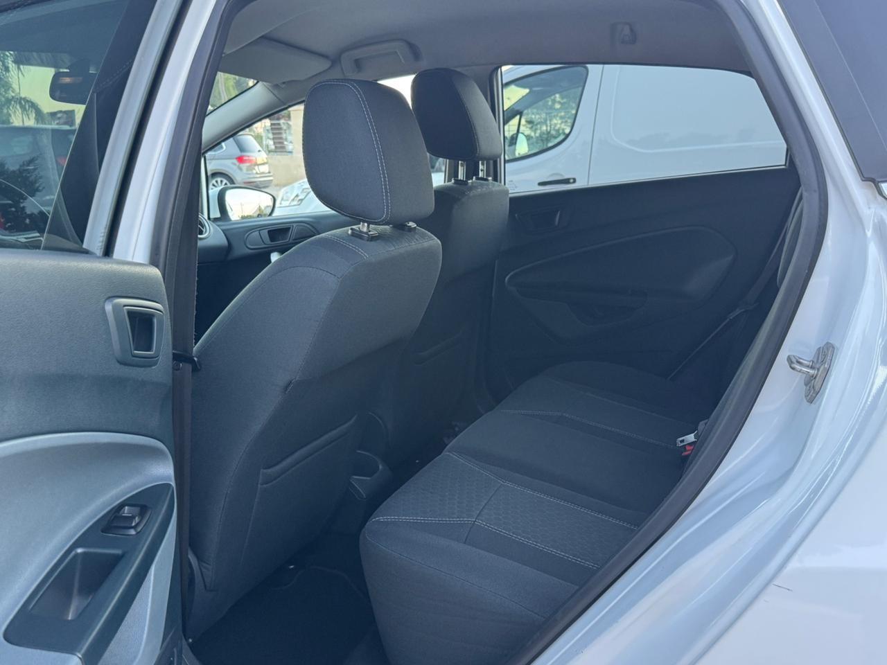 Ford Fiesta 1.6 TDCi 95 CV 5p. Titanium