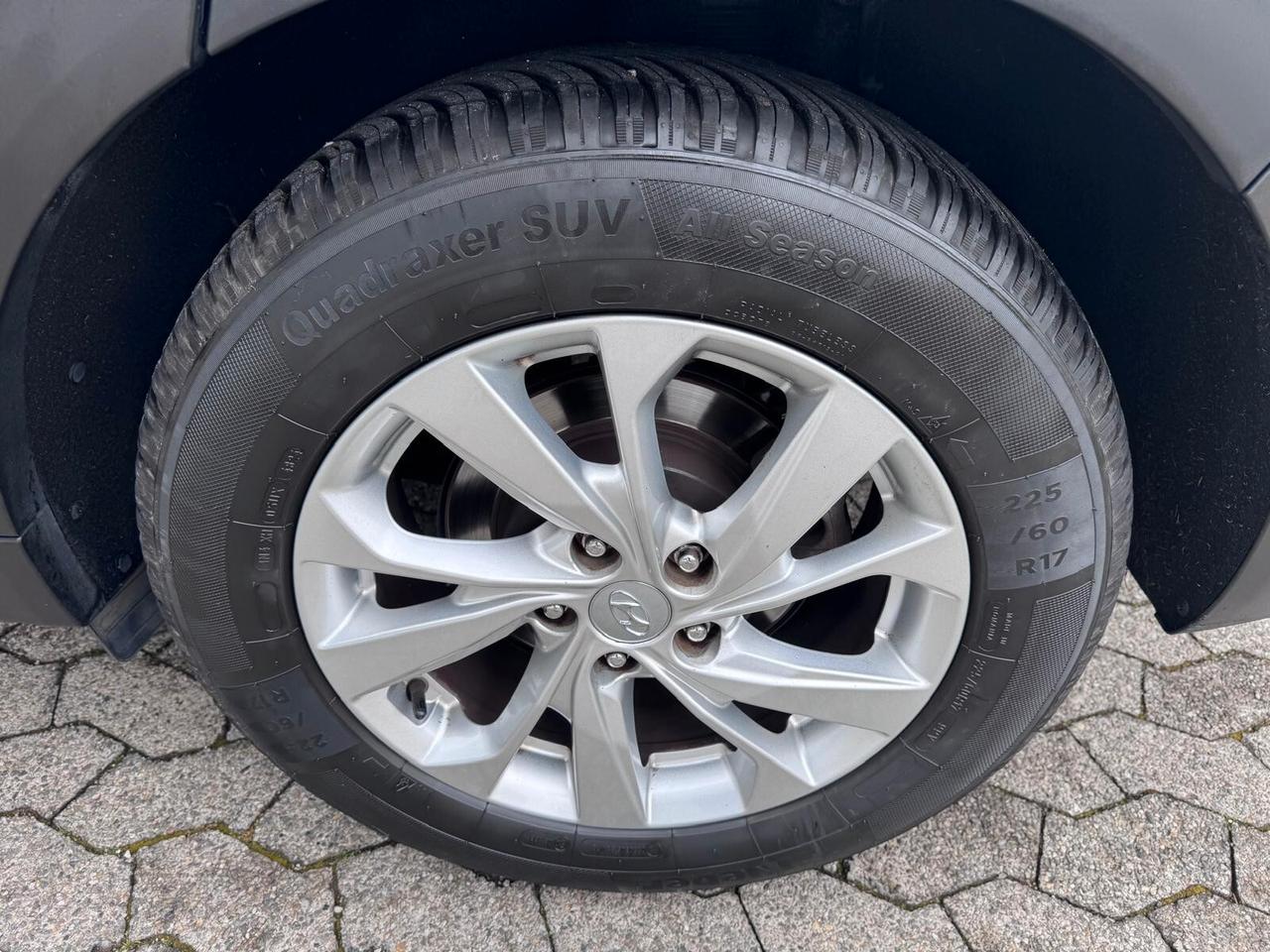 Hyundai Tucson 1.6 CRDi Exellence*EURO6*NAVI*CERCHI