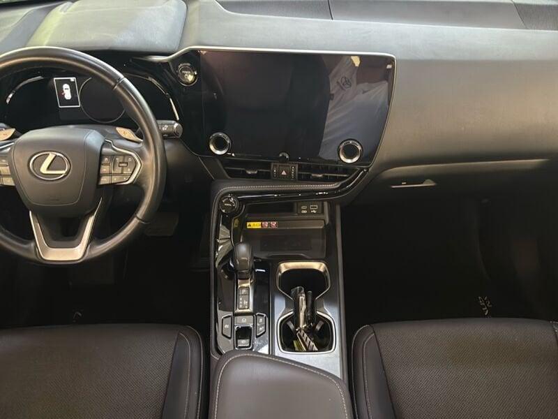Lexus NX Hybrid Premium+ 4WD