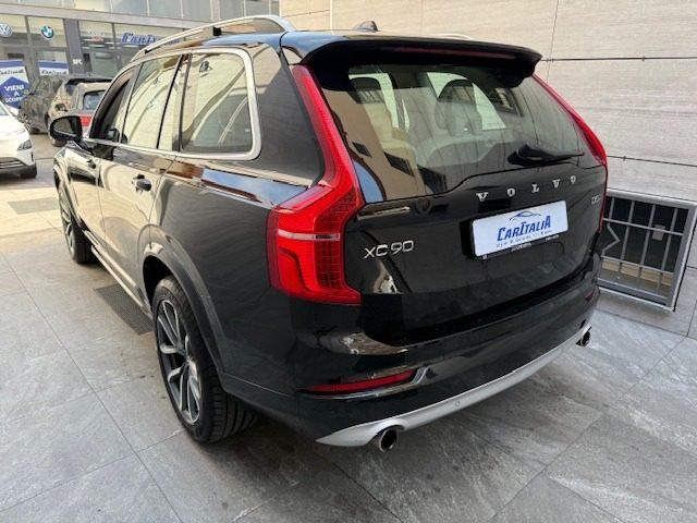 VOLVO XC90 D5 AWD Geartronic 7 posti Momentum