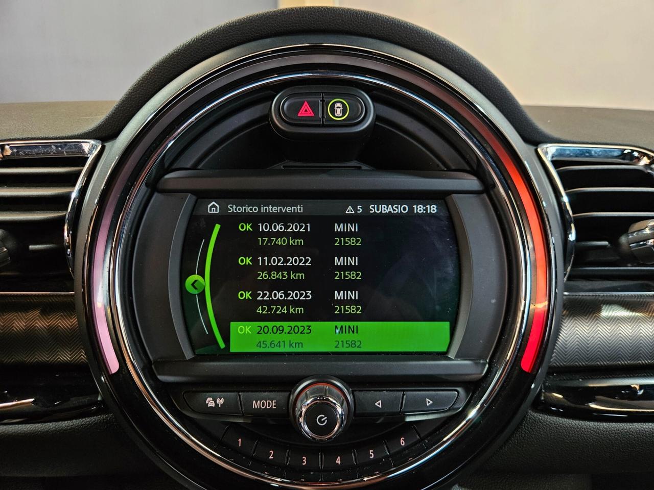 MINI Cooper D Clubman 2.0 auto my18 - IVA ESPOSTA