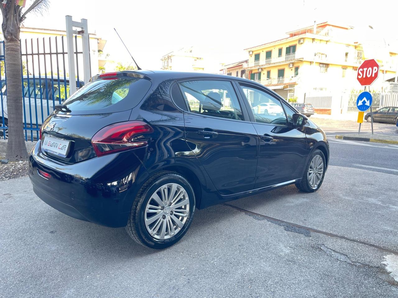 Peugeot 208 BlueHDi 75 5 porte Allure