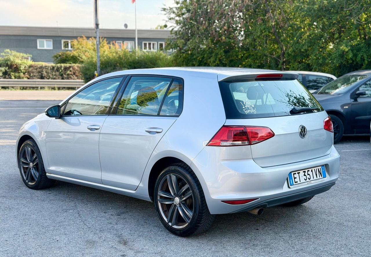 Volkswagen Golf 2014 1.6 TDI 5p. Highline BlueMotion Technology