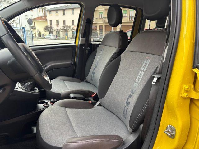 FIAT Panda CROSS 0.9 4x4 5 posti*Clima automatico