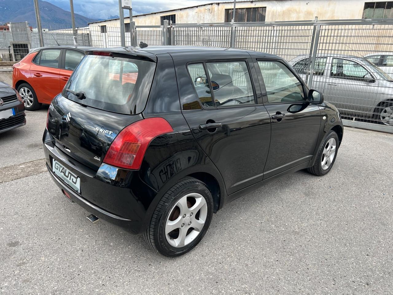 Suzuki Swift 1.3 Benzina 4x4 GL 69.900Km