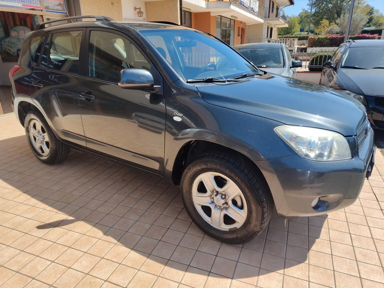 Toyota RAV 4 RAV4 2.2 D-4D 136 CV Sol