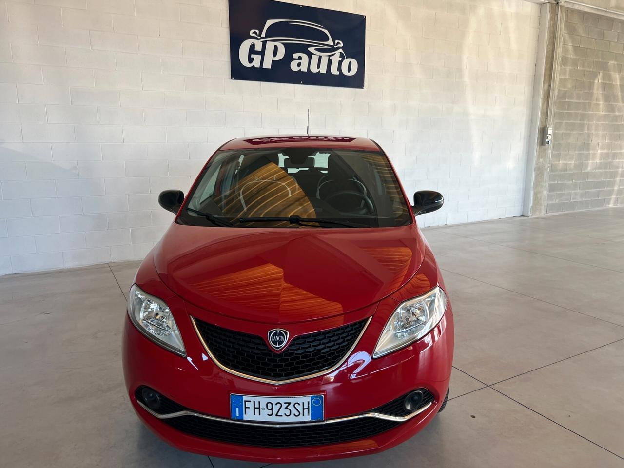 Lancia Ypsilon 1.2 69 CV 5 porte Gold OK NEOPATENTATI