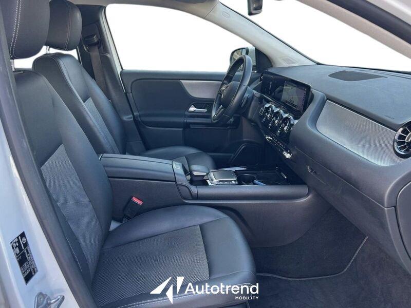 Mercedes-Benz GLA 180 d 116 CV Automatica NAVI LED Business Extra