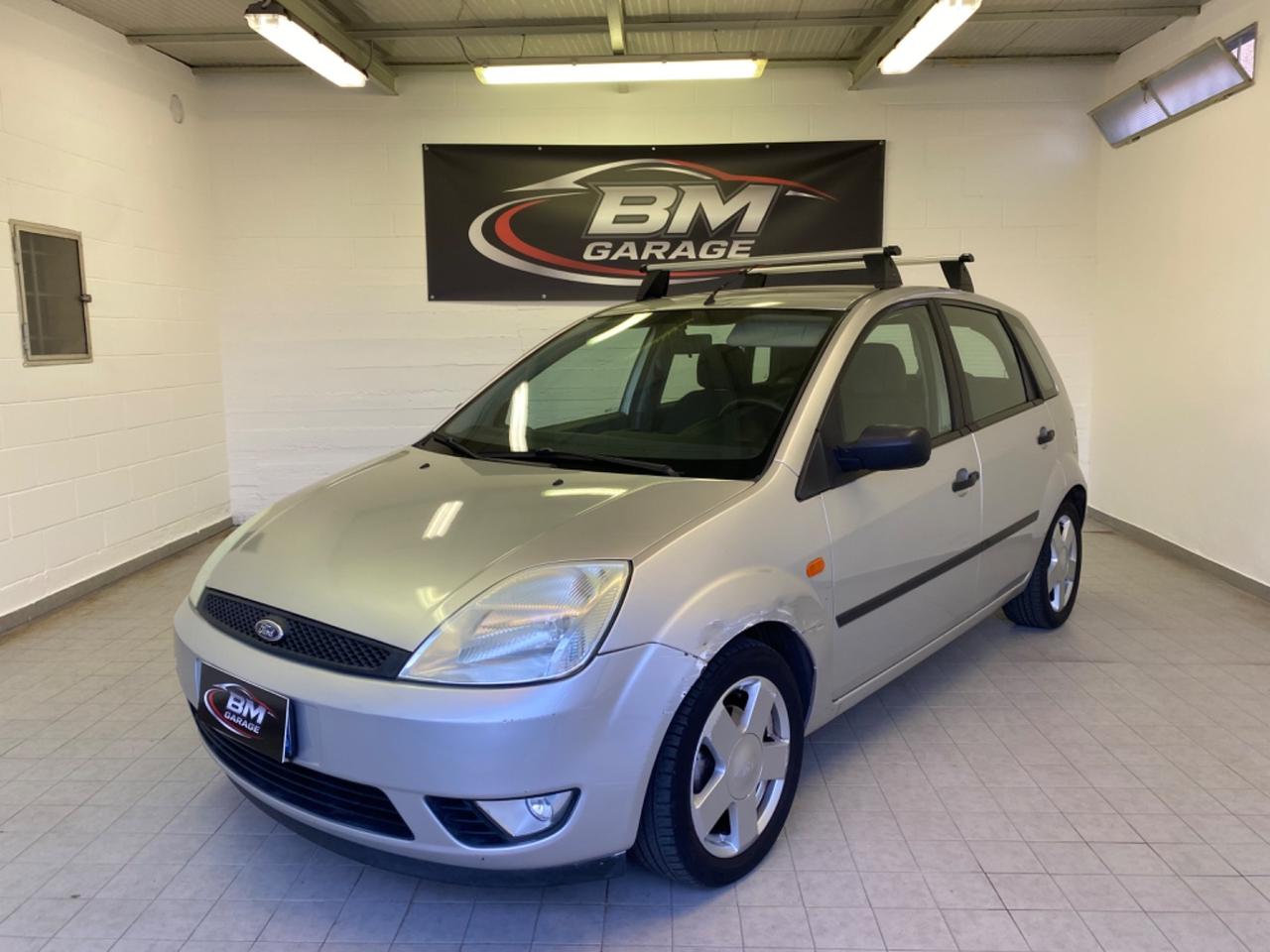 Ford Fiesta 1.4 16V 5p. Ghia