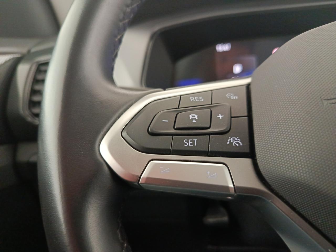 VOLKSWAGEN T-Cross - T-Cross 1.0 TSI Life