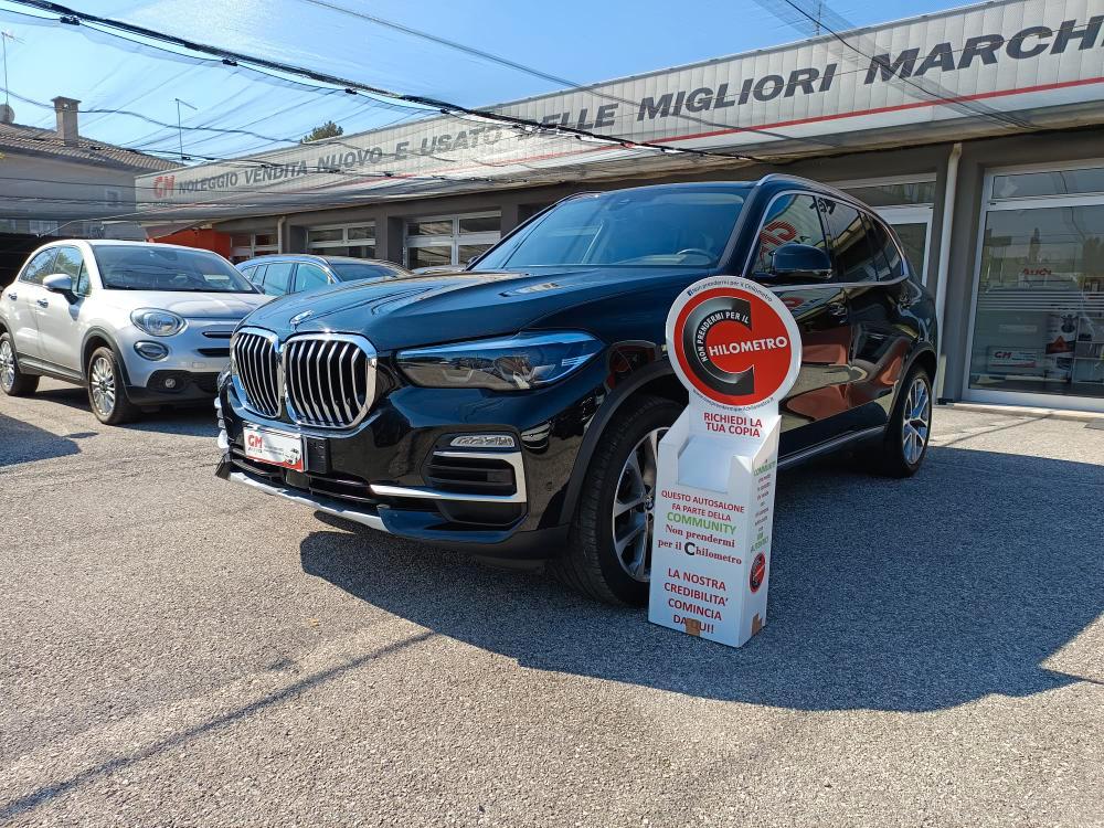 BMW X5 xdrive30d mhev 48V xLine auto