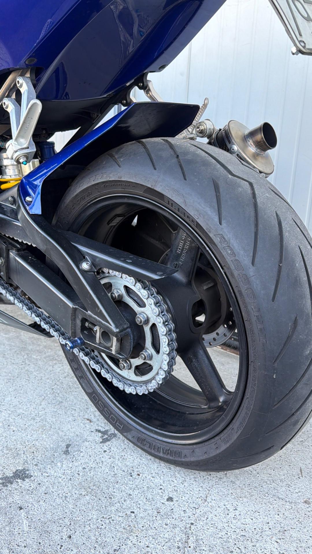 Yamaha YZF R1