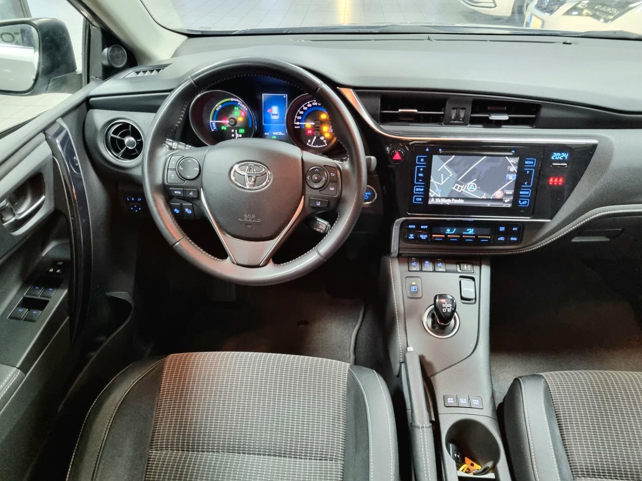 TOYOTA AURIS TOURING SPORTS 1.8 Hybrid LOUNGE