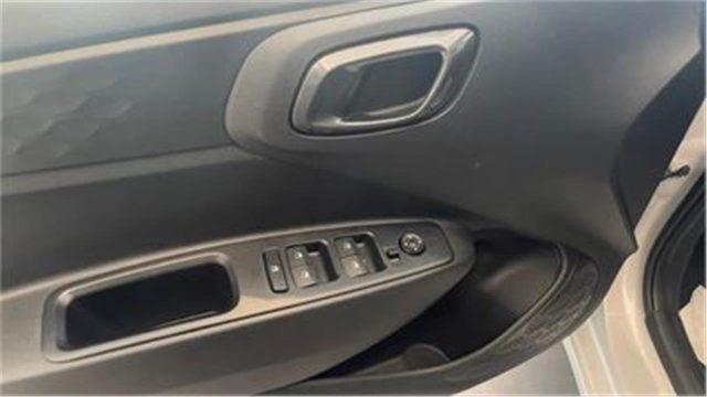 HYUNDAI i10 3ª serie 1.0 MPI AT Connectline