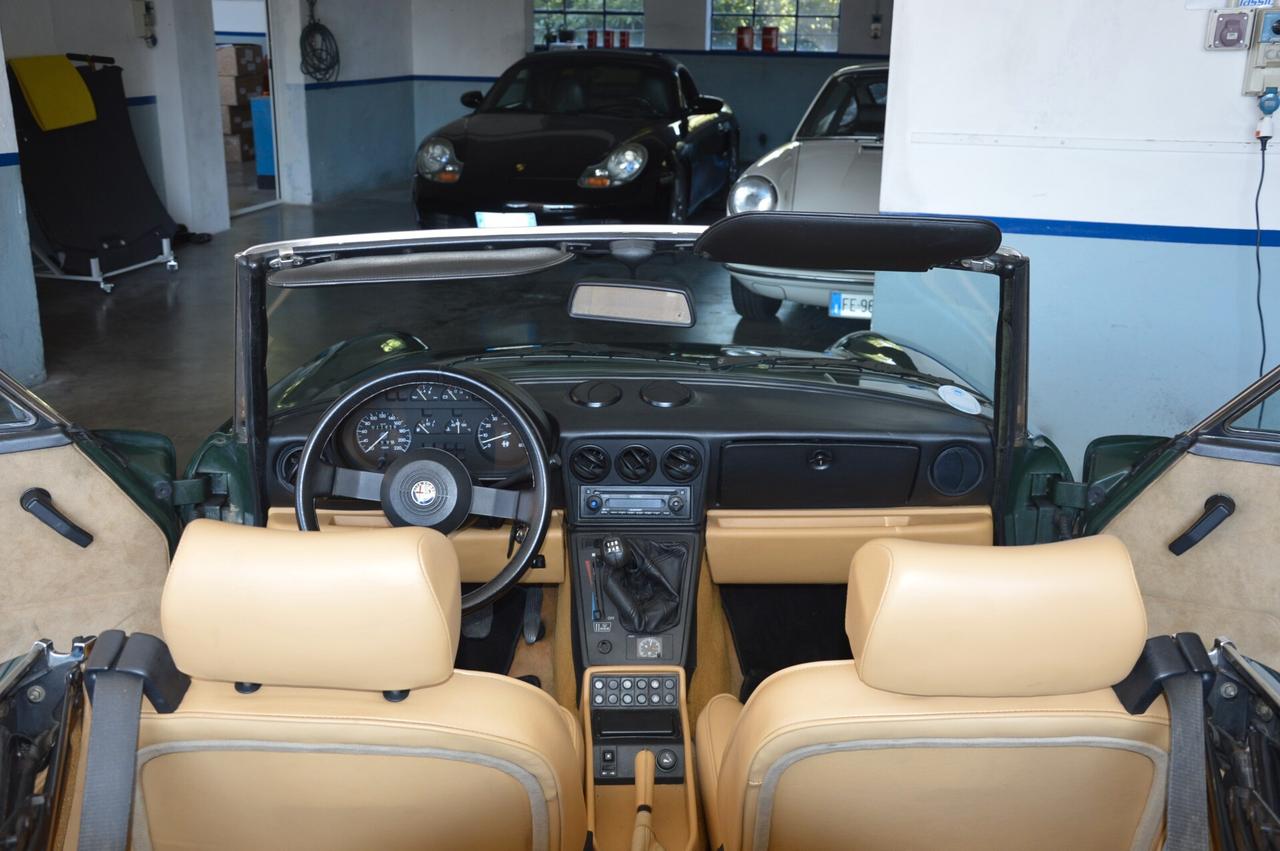 Alfa Romeo Spider 2.0i cat