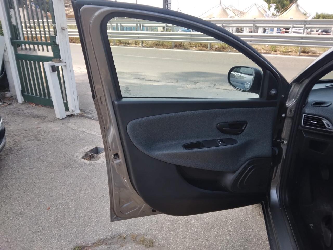 Lancia Ypsilon 1.2 GPL Ecochic 2019