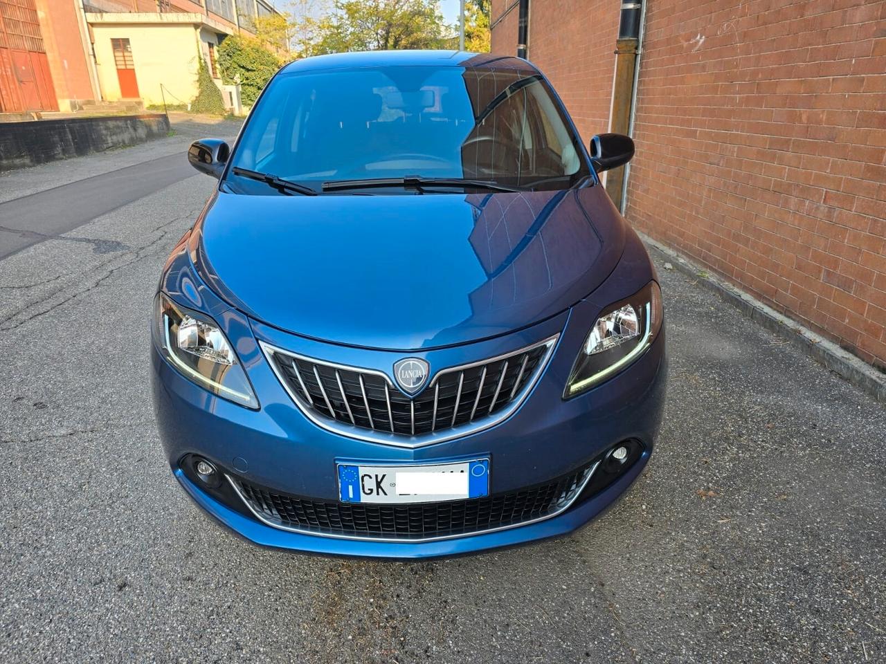 Lancia Ypsilon 1.0 FireFly 5 porte S&S Hybryd Gold