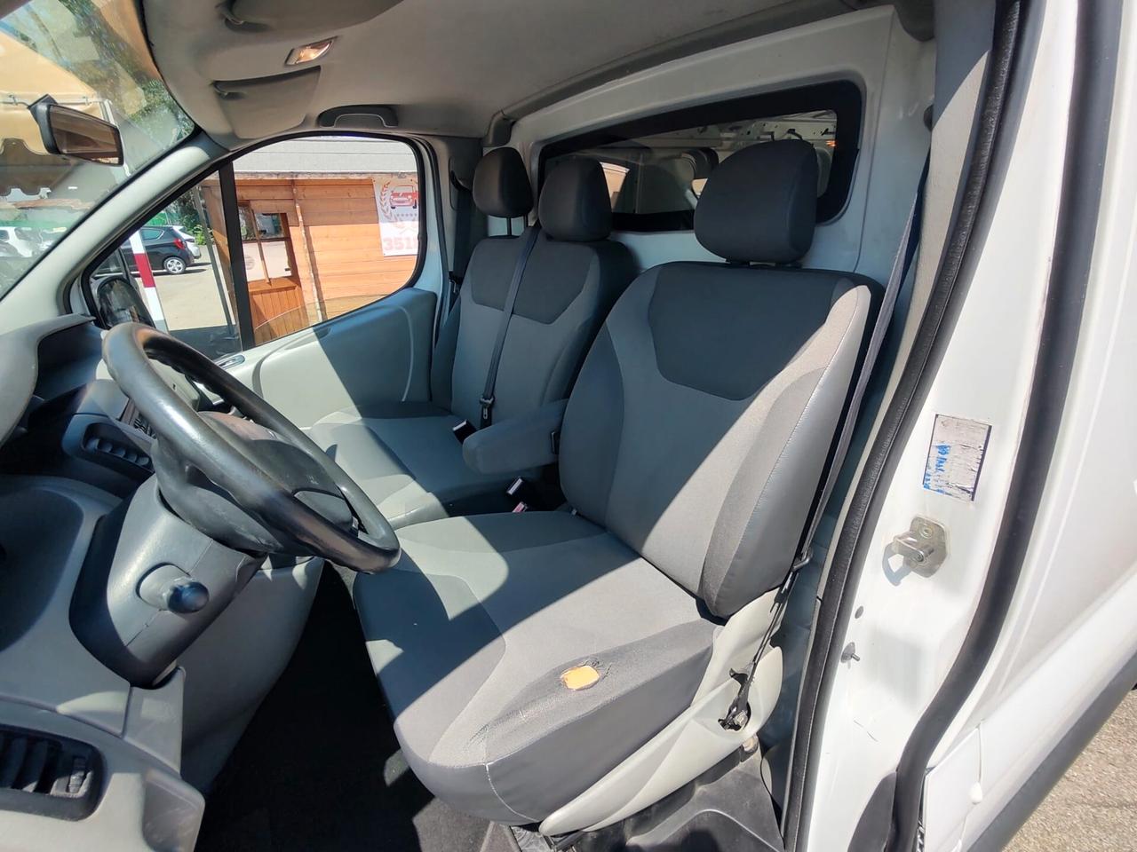 Renault Trafic T27 2.0 DCI 115 CV L1H1, OK NEOPATENTATI