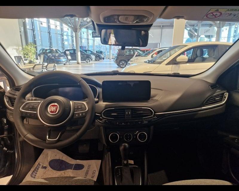 FIAT Tipo 1.5 Hybrid DCT 5 porte Cross